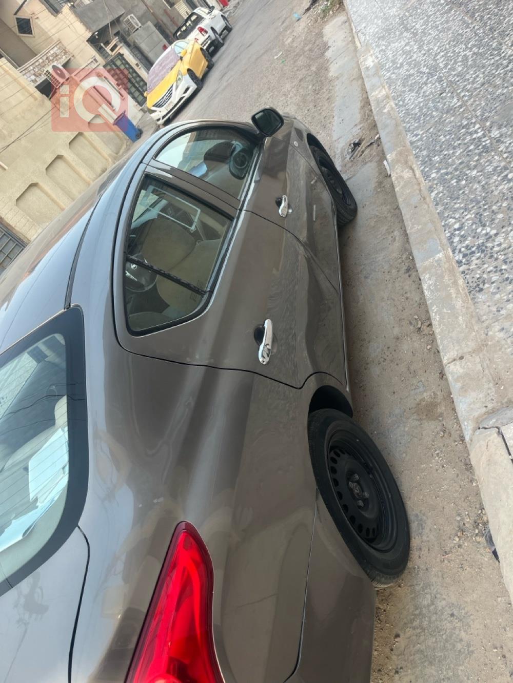 نيسان صني